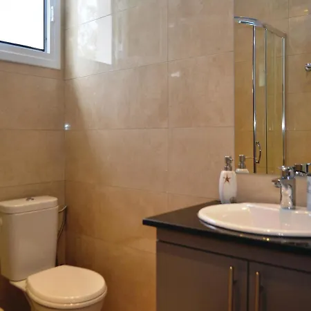 アパート Two-bedroom In クサミル